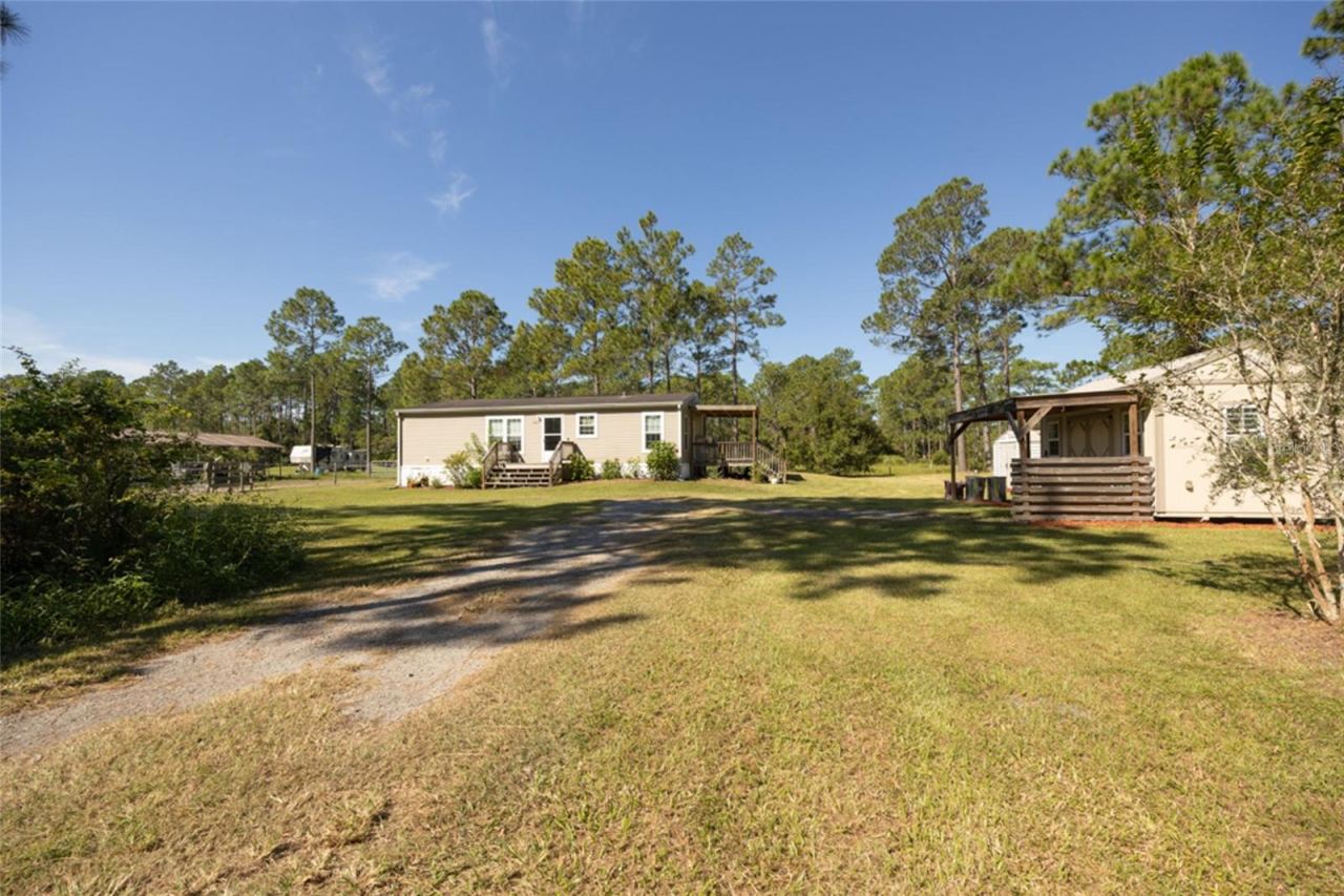 Photo 5 of 5607 Cherry Ln, Bunnell, FL 32110