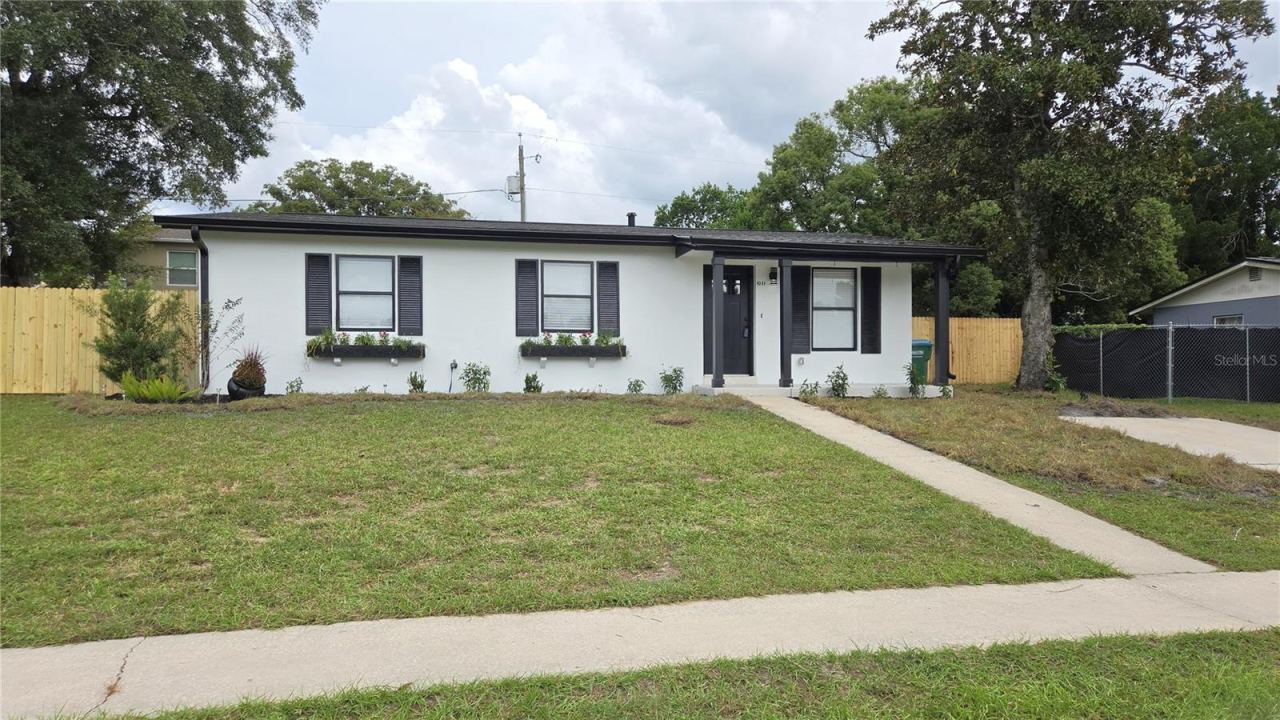 1031 Cobblestone Ave, Deltona, FL 32725