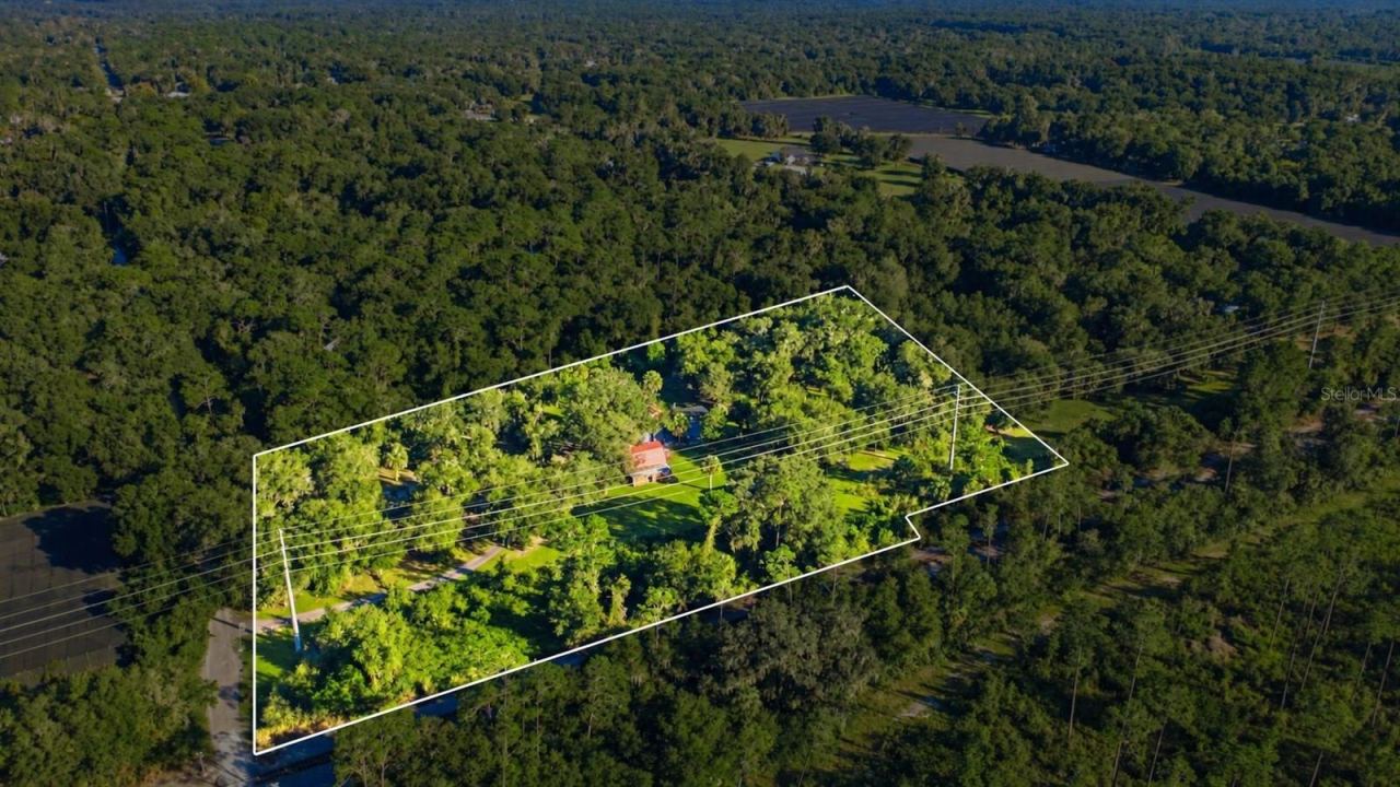 Photo 4 of 2290 Mud Lake Rd, De Leon Springs, FL 32130
