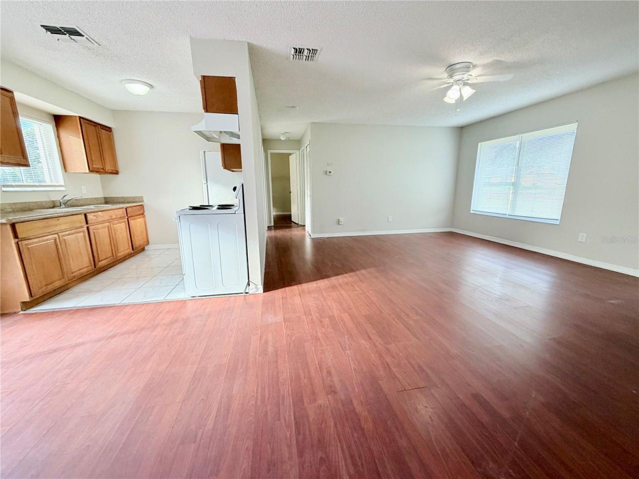 Photo 4 of 661 Gulliver Ave, Deltona, FL 32738