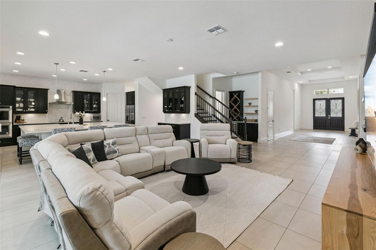 Photo 5 of 10840 Mobberley Cir, Orlando, FL 32832