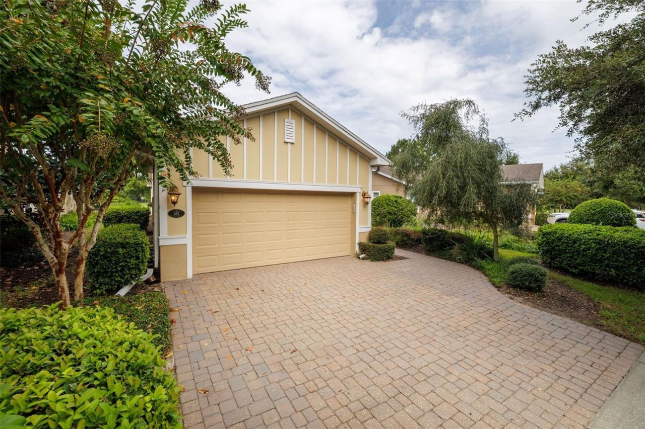 Photo 4 of 413 Cypress Hills Way, Deland, FL 32724