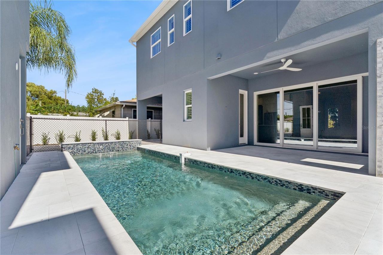 Photo 4 of 3456 Fairway Ln, Orlando, FL 32804