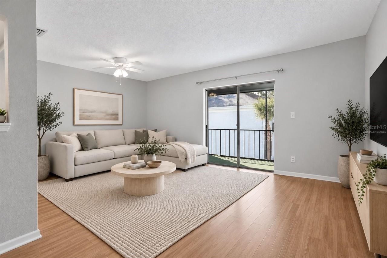 Photo 2 of 302 Lewfield Cir #302, Winter Park, FL 32792