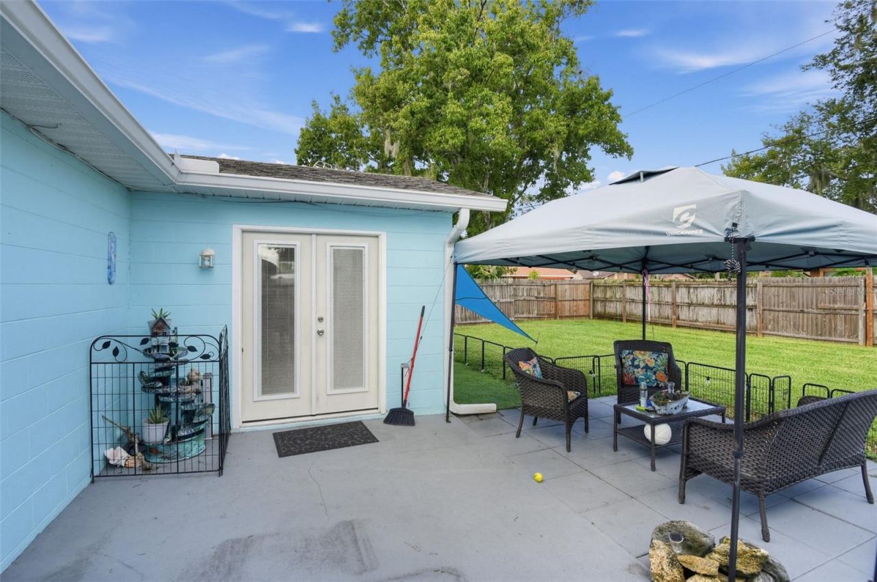 Photo 5 of 1959 Menger Cir, South Daytona, FL 32119