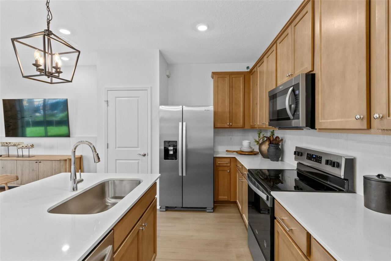 Photo 4 of 2073 Riverleaf Road, Deland, FL 32724