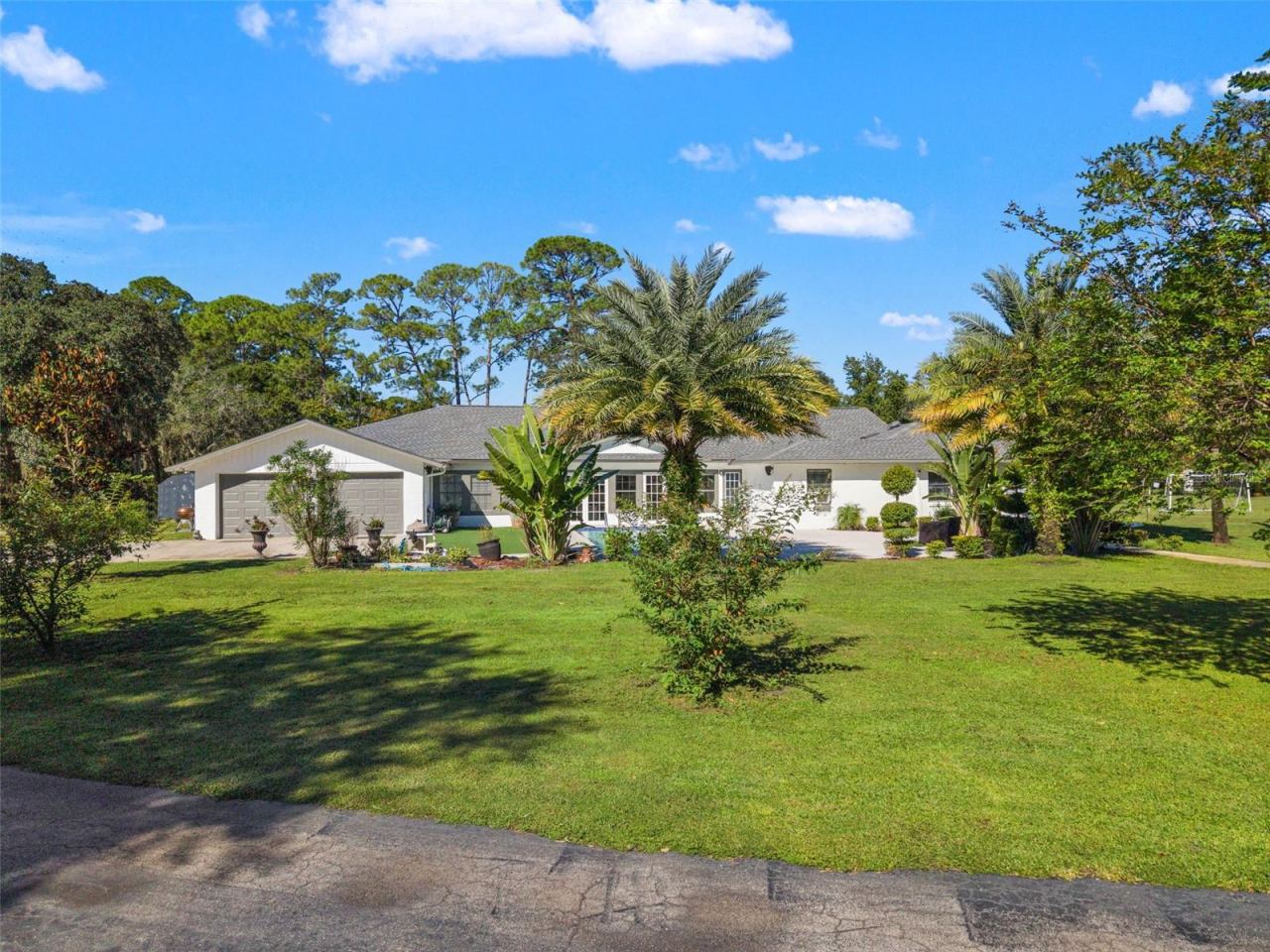 Photo 5 of 1 Cunningham Ln, Debary, FL 32713