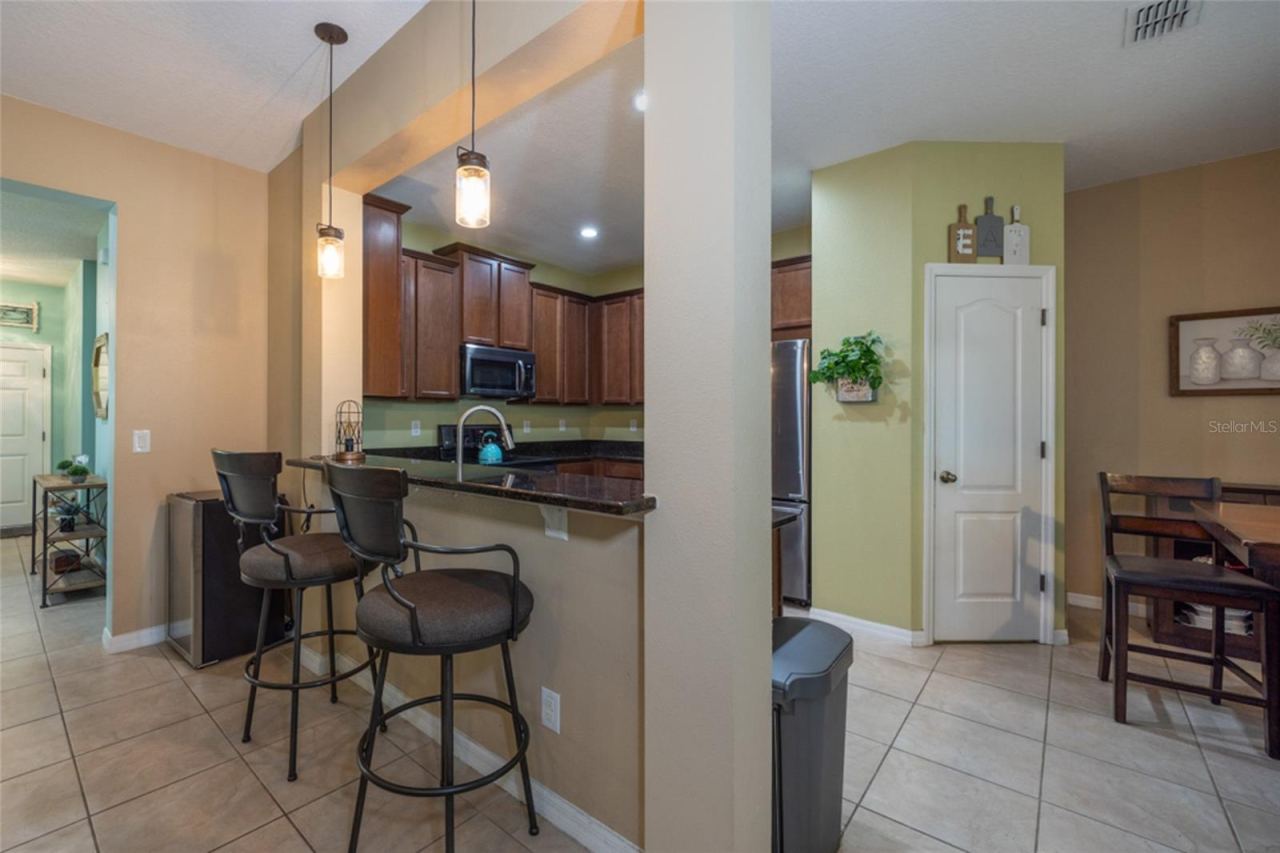 Photo 4 of 616 Preakness Cir, Deland, FL 32724