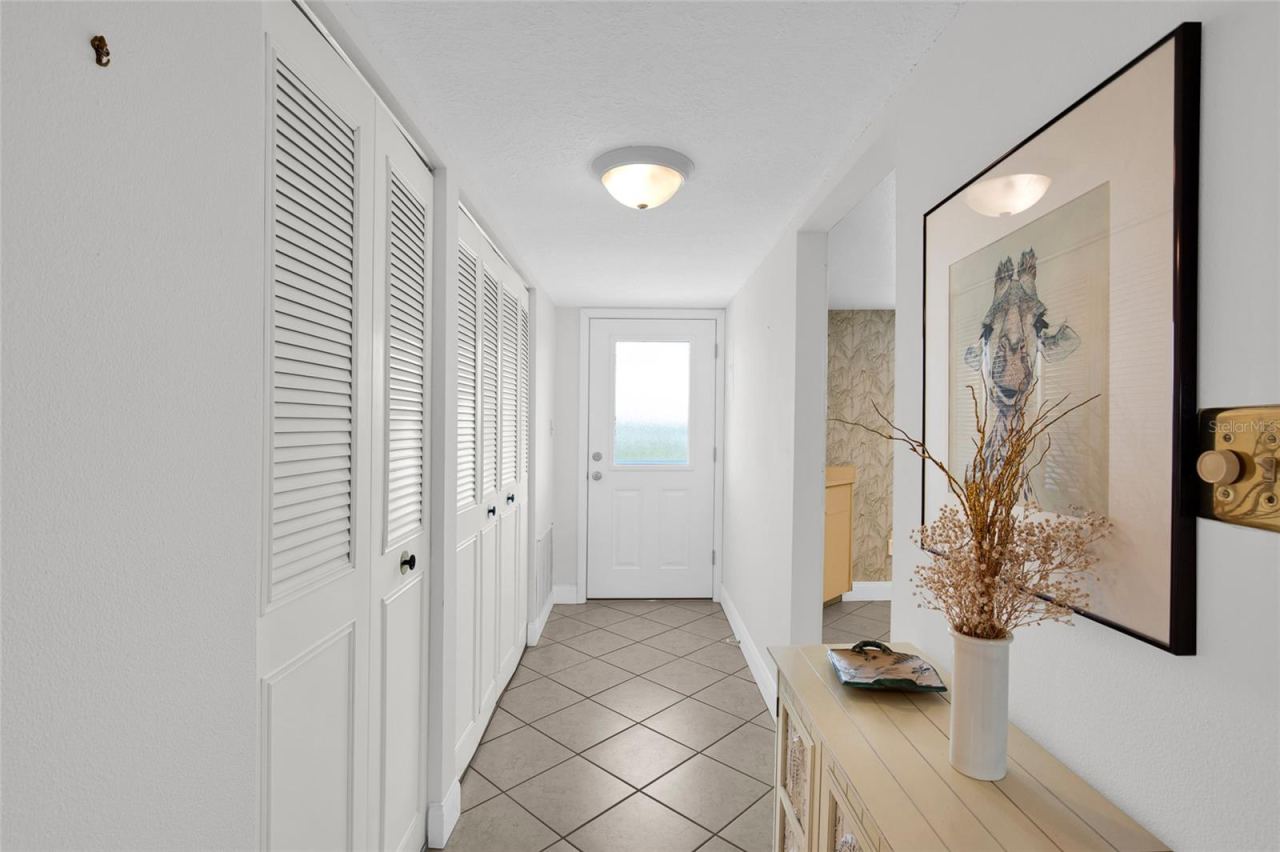 Photo 4 of 325 N Causeway #c302, New Smyrna Beach, FL 32169
