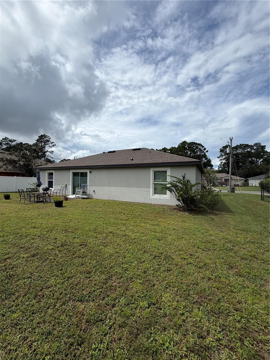 Photo 3 of 65 Ryecliffe Dr, Palm Coast, FL 32164