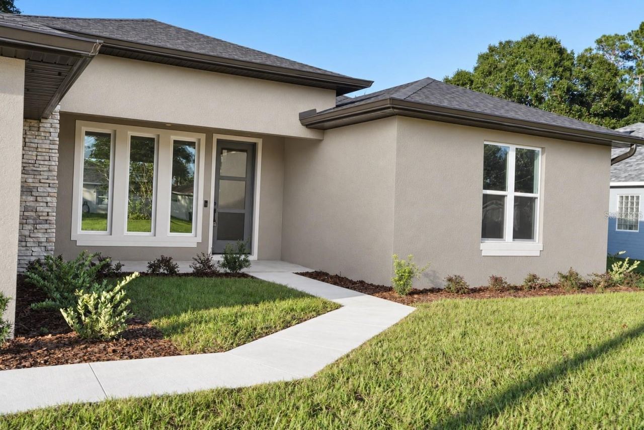 Photo 4 of 6 Bronson Ln, Palm Coast, FL 32137
