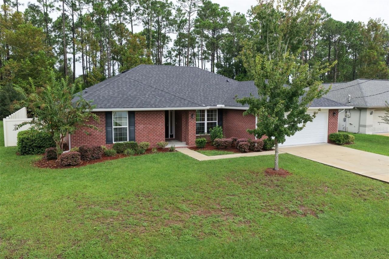 Photo 2 of 9 Barrister Ln, Palm Coast, FL 32137