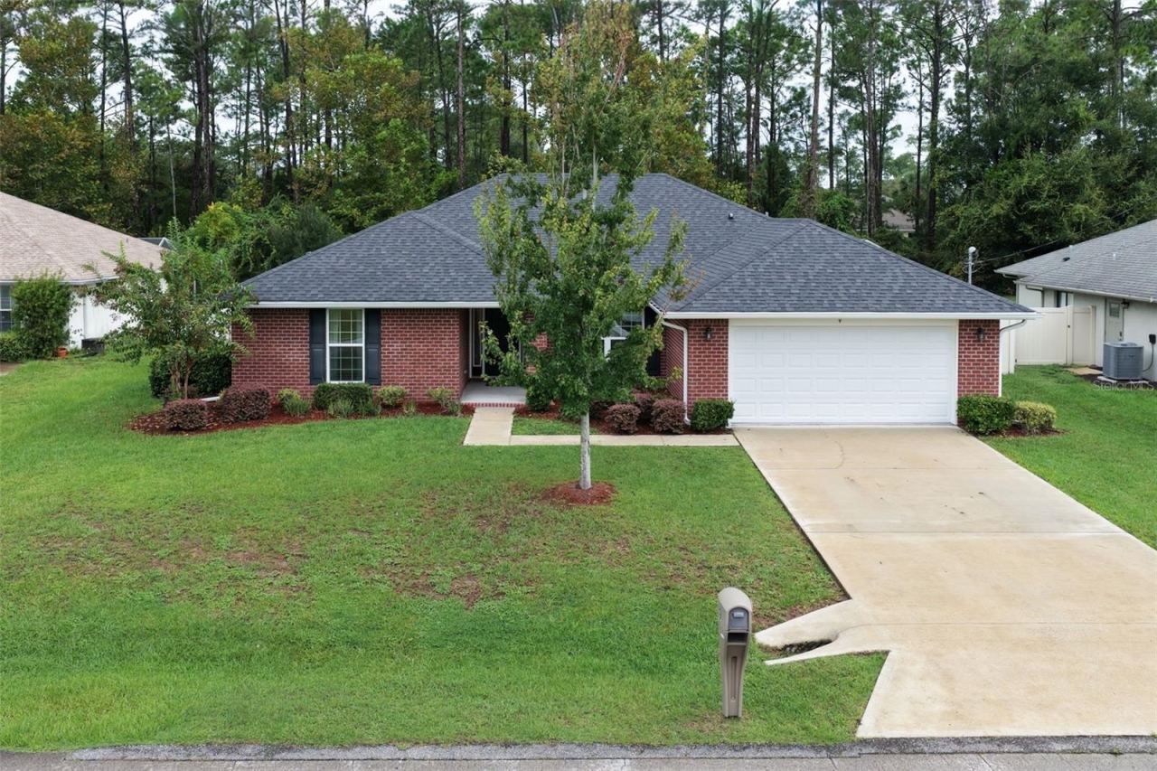 Photo 3 of 9 Barrister Ln, Palm Coast, FL 32137