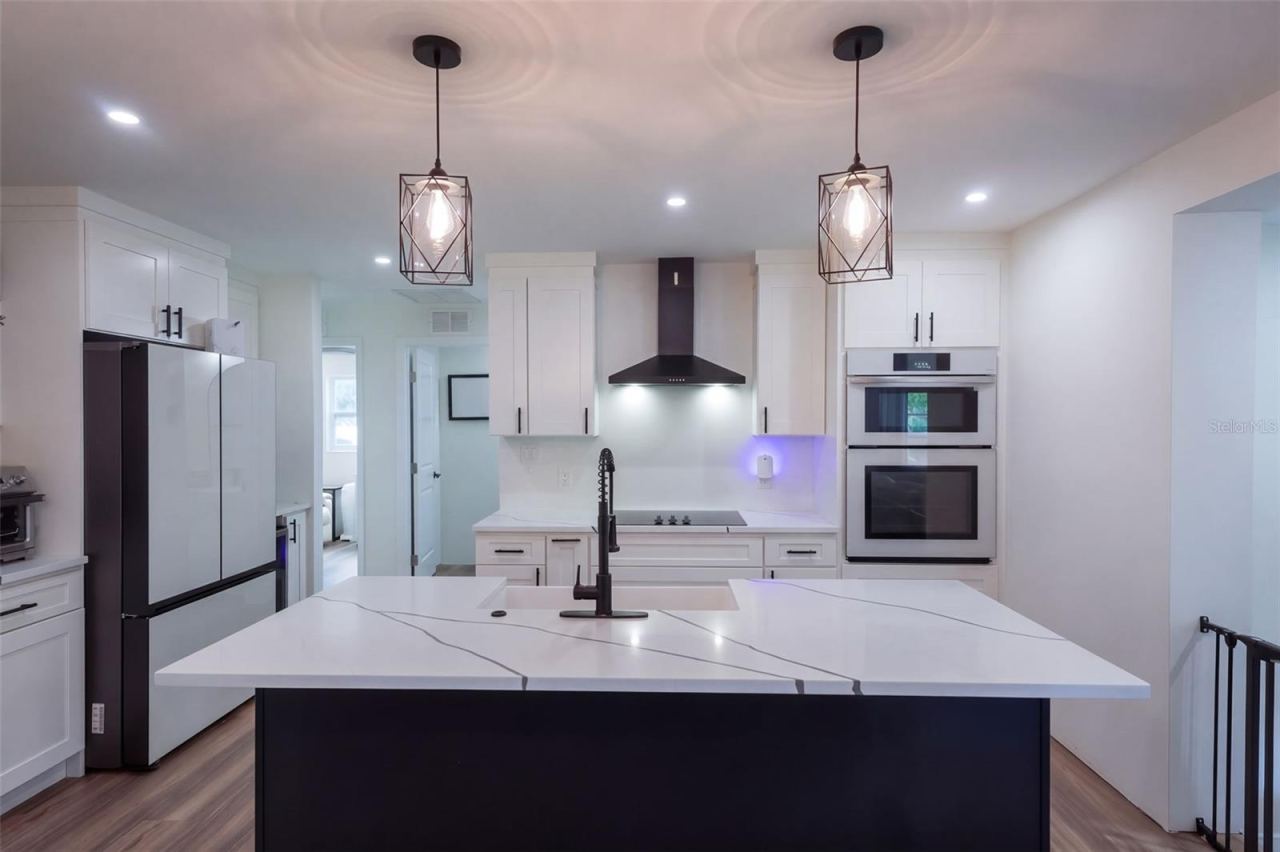 Photo 4 of 1710 Holly Blvd, Deland, FL 32720