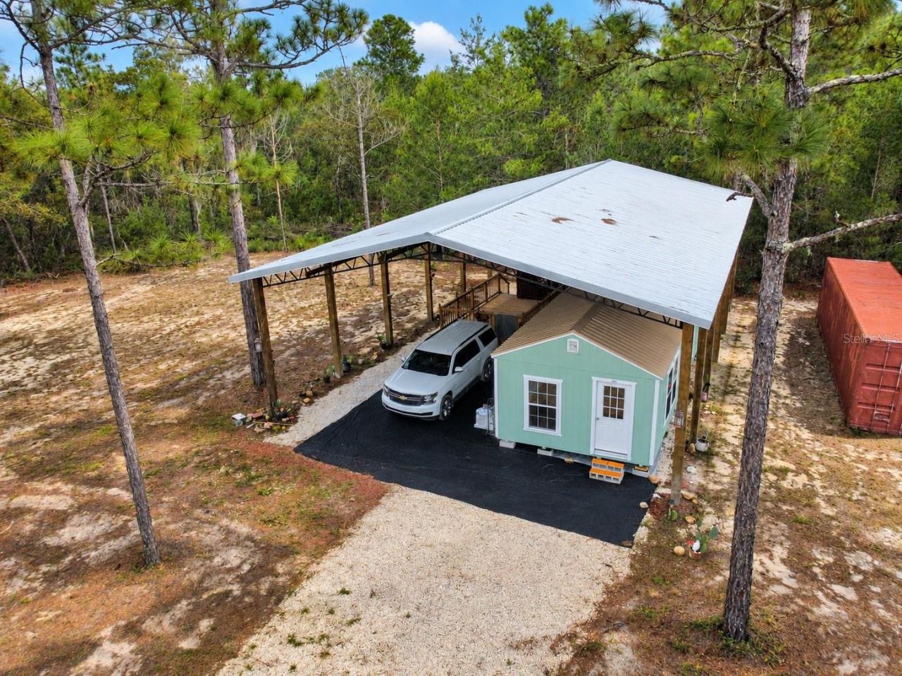 Photo 4 of 419 Lily Trl, Interlachen, FL 32148