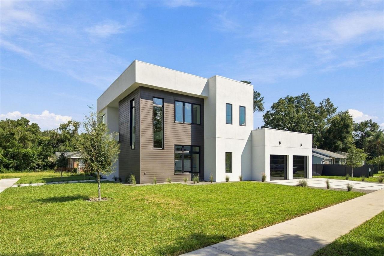 Photo 4 of 541 Buckminster Cir, Orlando, FL 32803