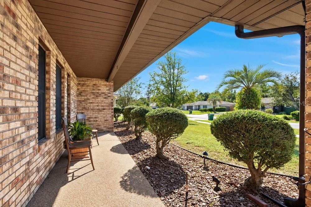 Photo 4 of 902 Vicksburg Street St, Deltona, FL 32725
