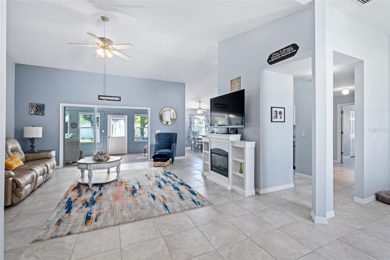 Photo 4 of 16 White Dove Ln, Palm Coast, FL 32164