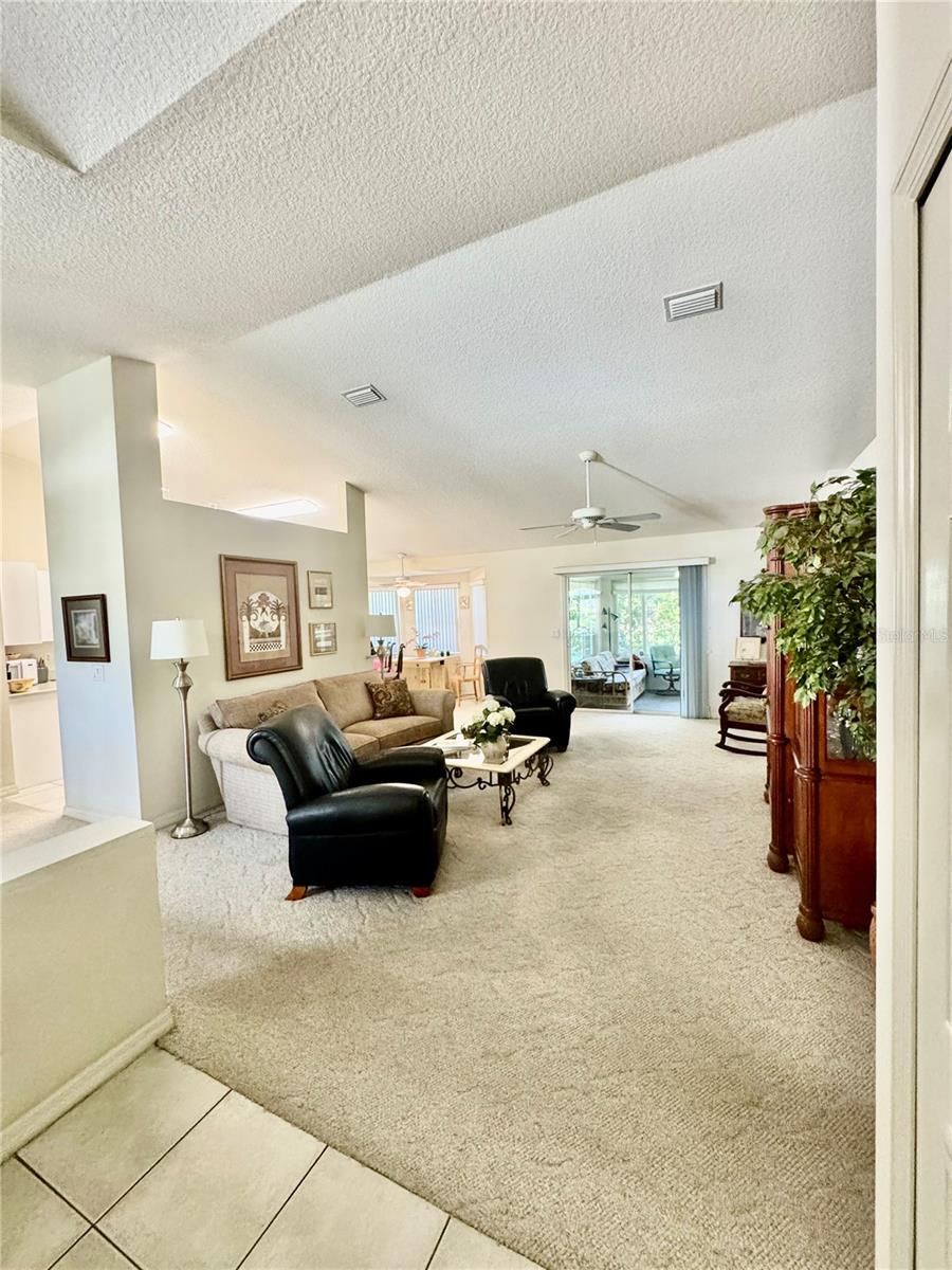 Photo 2 of 3 Felwood Ln, Palm Coast, FL 32137