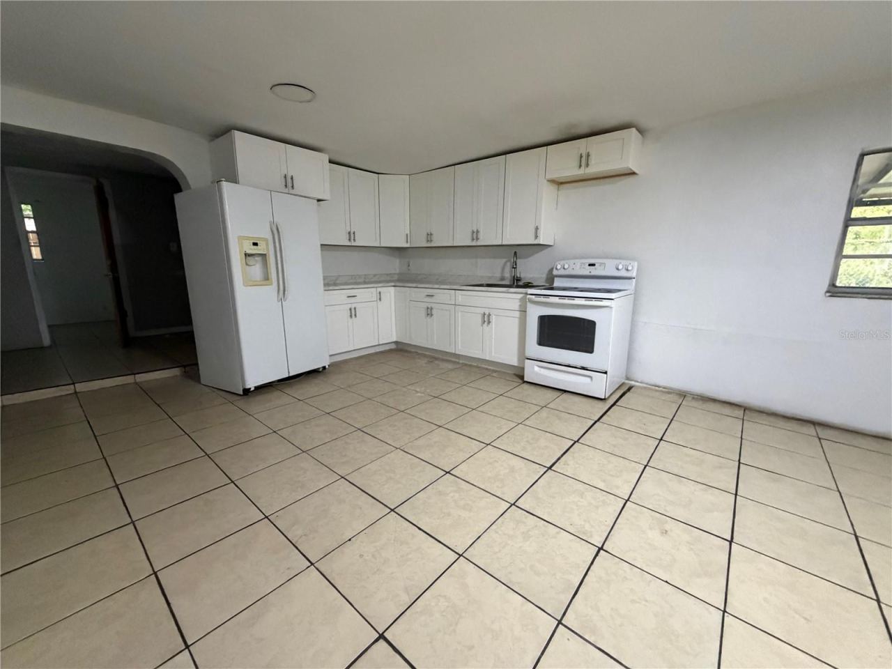 Photo 5 of 222 Haynes St, Daytona Beach, FL 32114