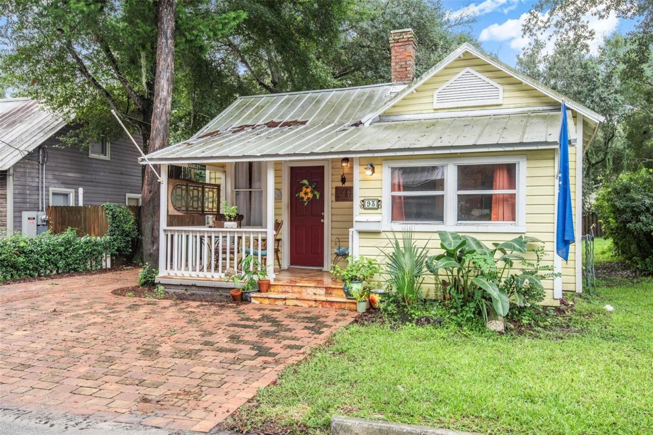 Photo 5 of 93 Lincoln St, St Augustine, FL 32084