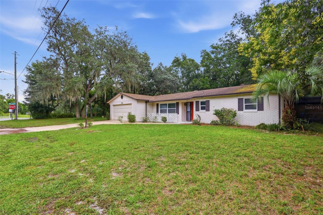 Photo 3 of 101 Highland Ave, Debary, FL 32713
