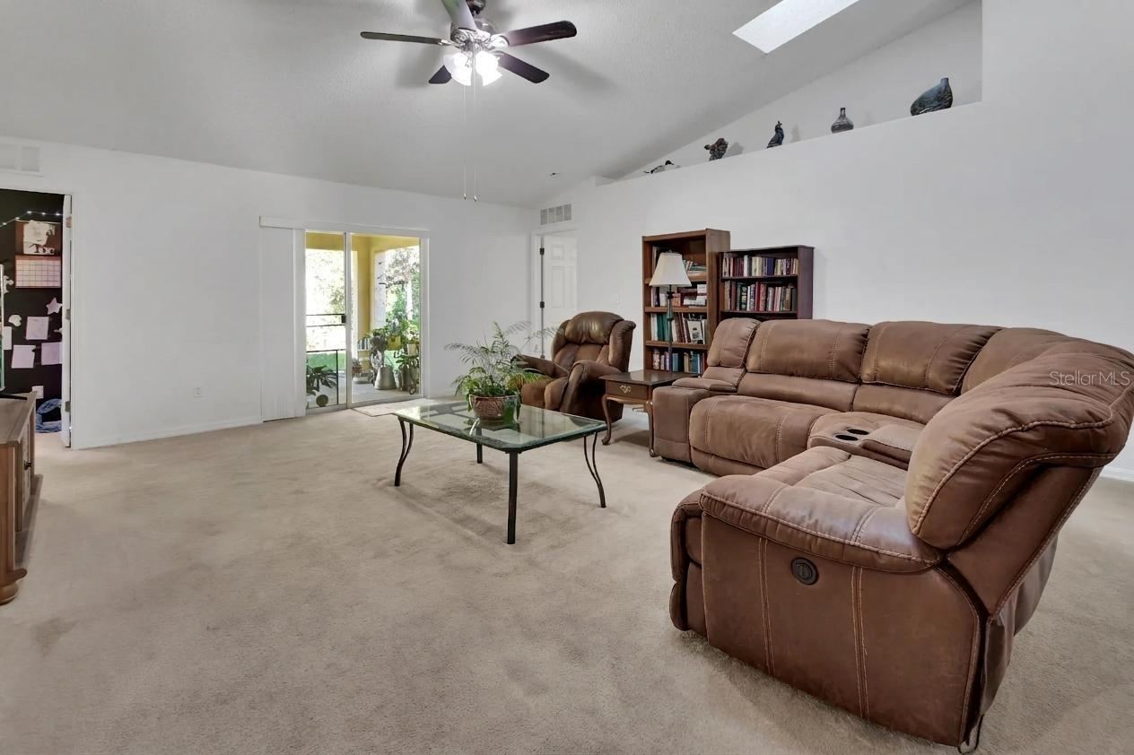 Photo 3 of 9 Perthshire Ln, Palm Coast, FL 32164