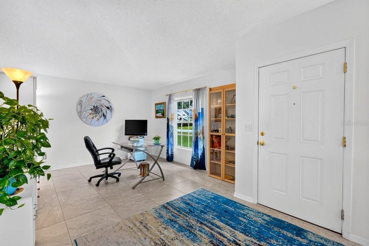 Photo 5 of 2718 Tamarind Dr, Edgewater, FL 32141