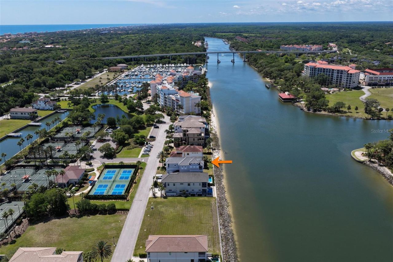 Photo 3 of 226 Yacht Harbor Dr, Palm Coast, FL 32137