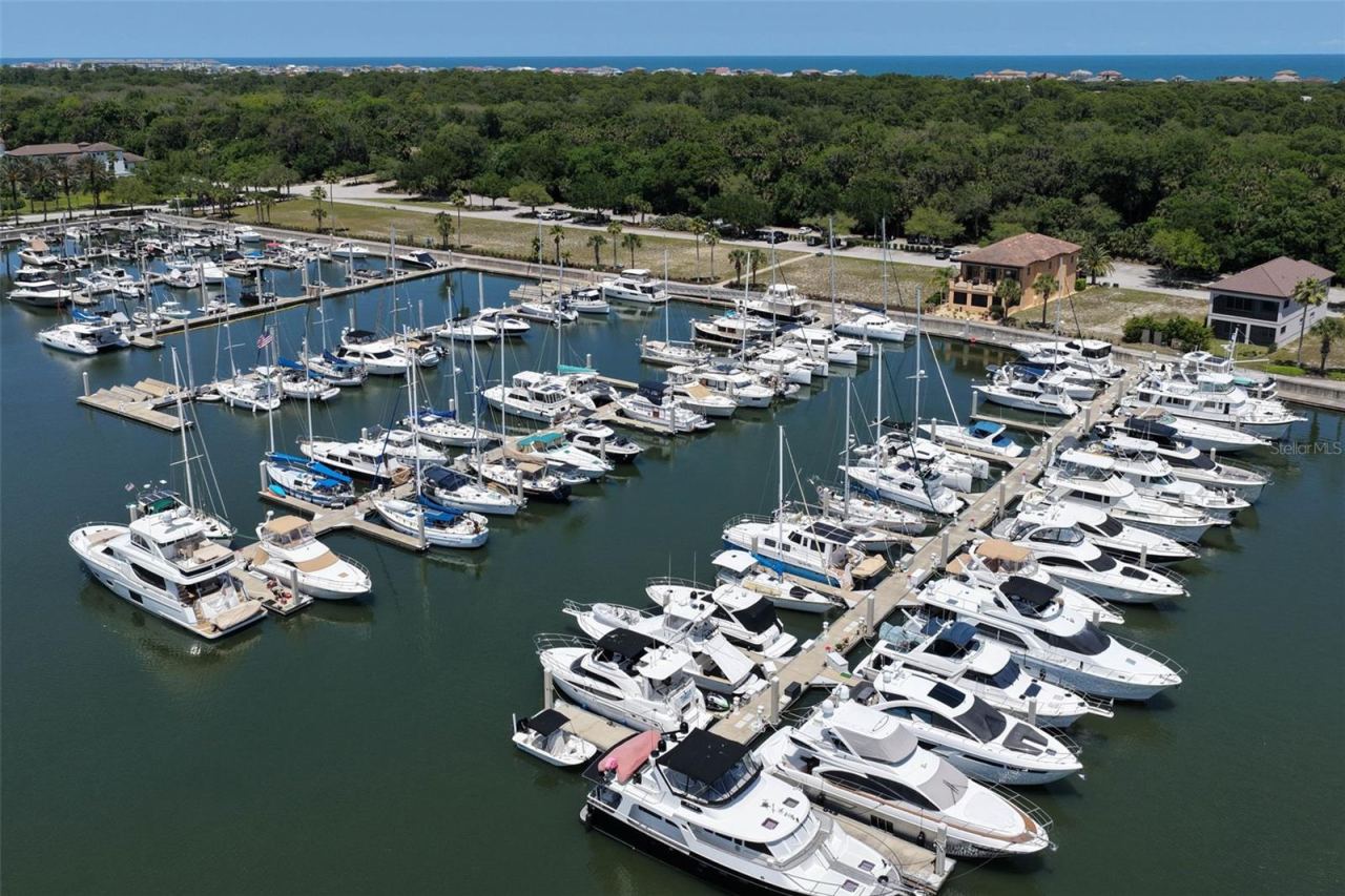 Photo 5 of 226 Yacht Harbor Dr, Palm Coast, FL 32137