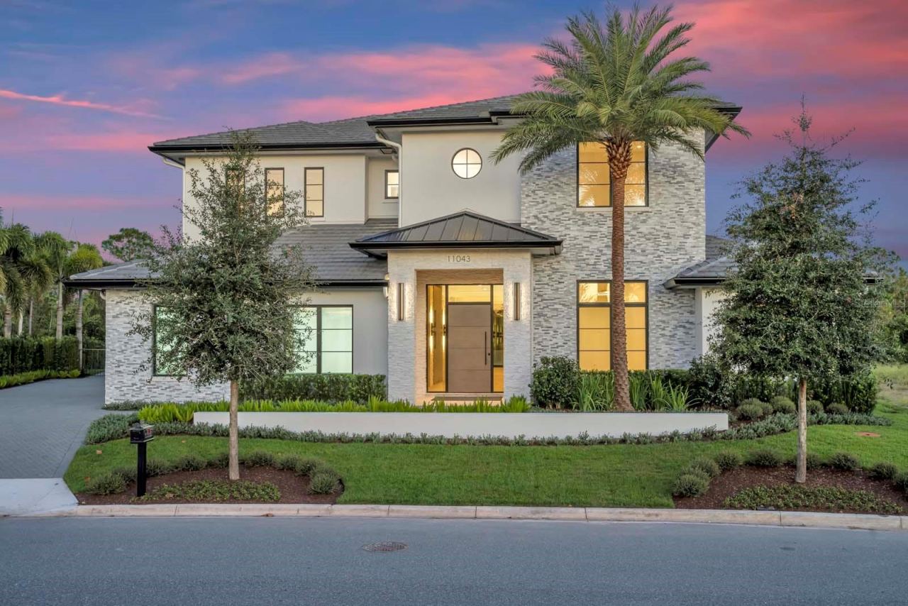 Photo 2 of 11043 Cromwell Rd, Orlando, FL 32827