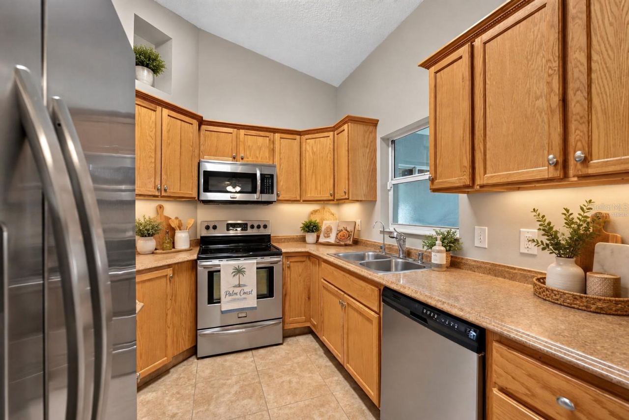 Photo 3 of 39 Fischer Ln, Palm Coast, FL 32137