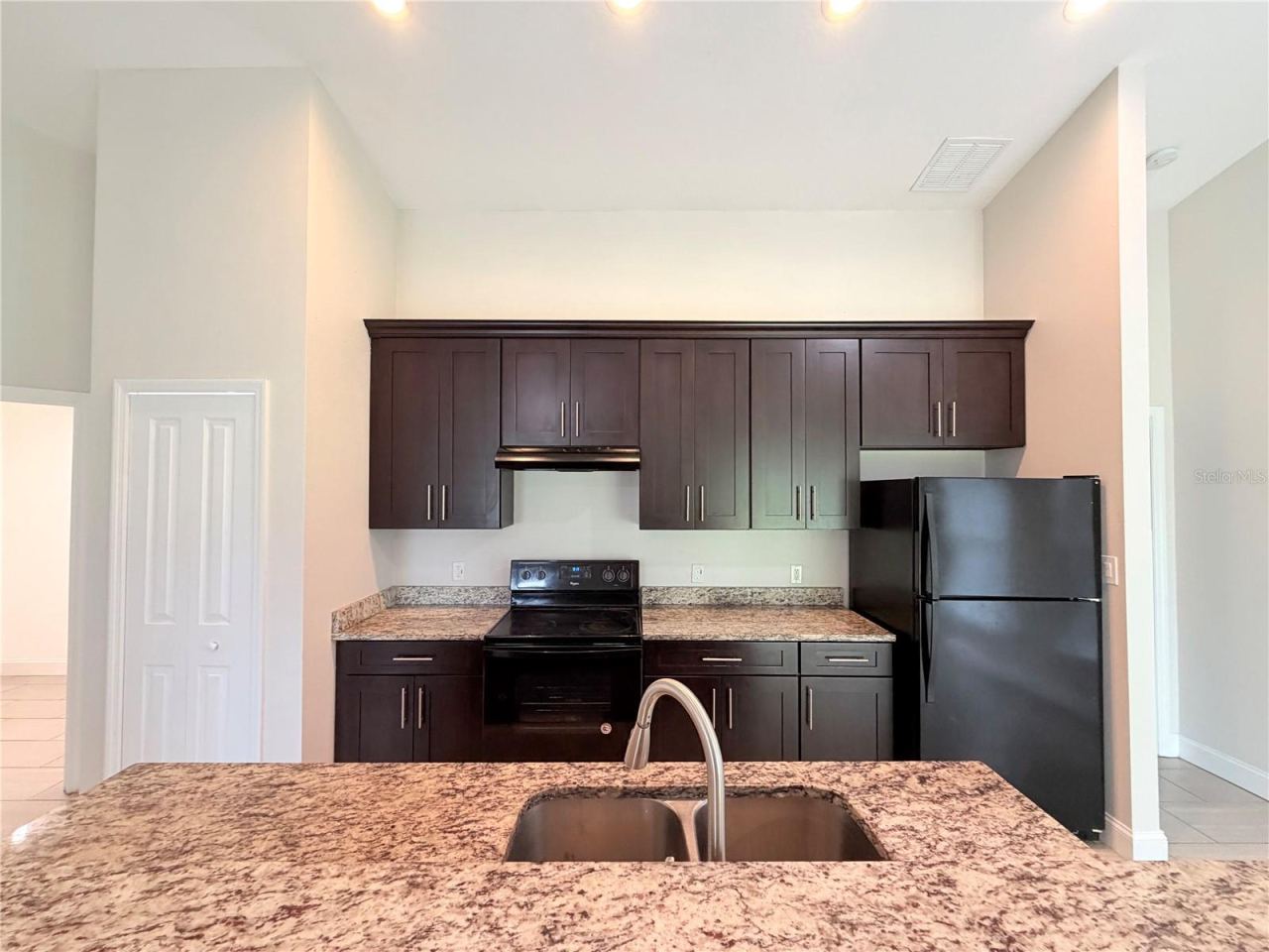 Photo 4 of 3124 N Covington Dr, Deltona, FL 32738
