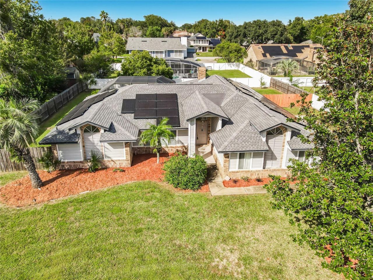 Photo 2 of 510 Brokenshire Dr, Debary, FL 32713