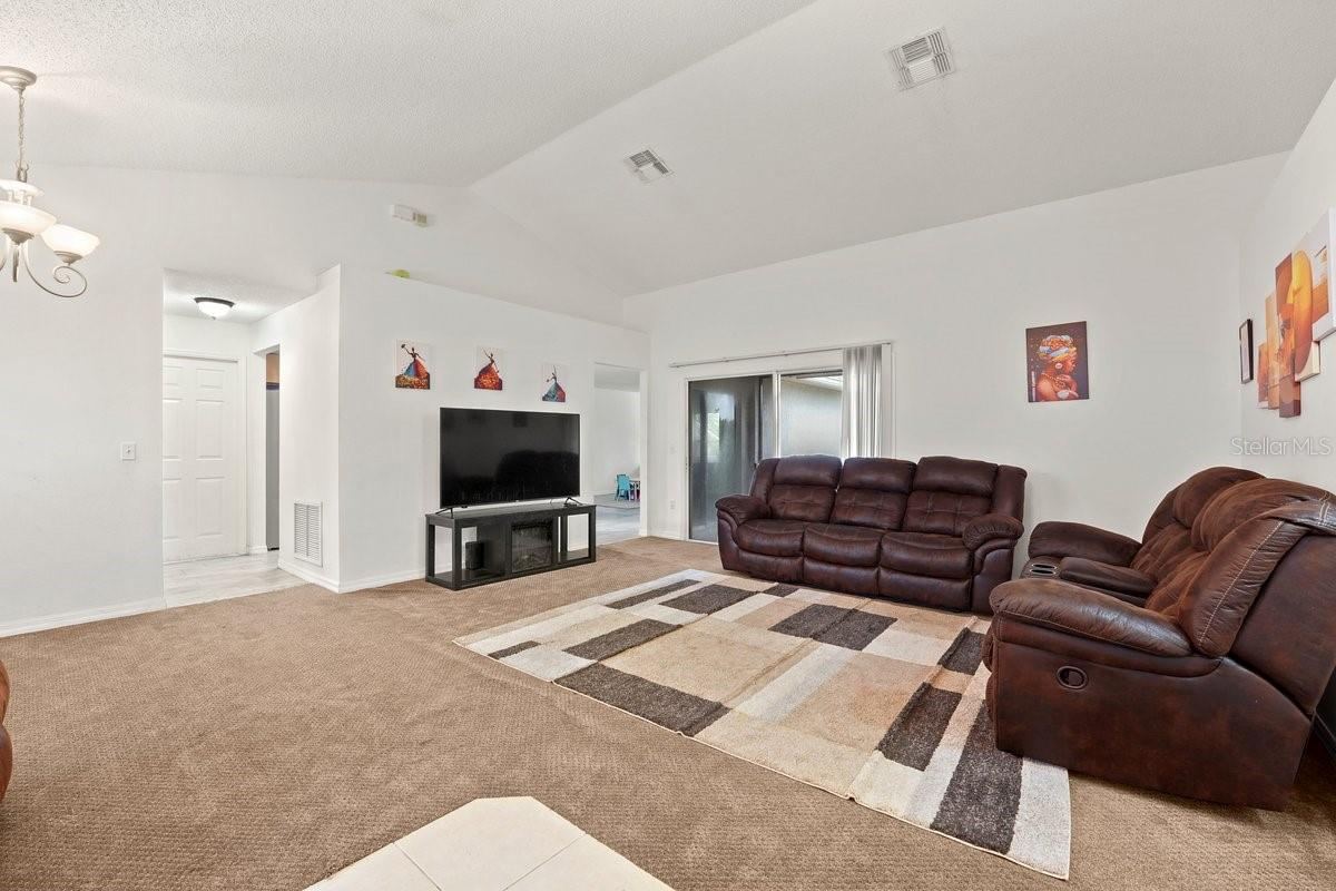 Photo 5 of 1725 Hernando Ave, Deltona, FL 32725