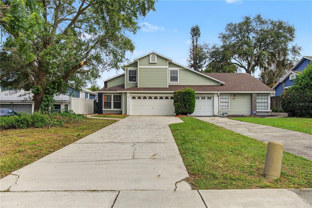 Photo 2 of 208 Alston Dr, Orlando, FL 32835