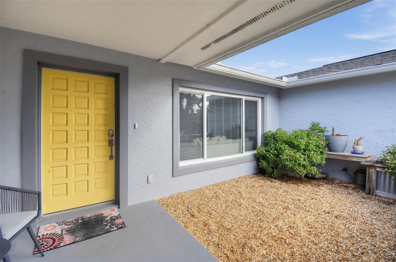 Photo 5 of 1028 Indian Oaks W, Holly Hill, FL 32117
