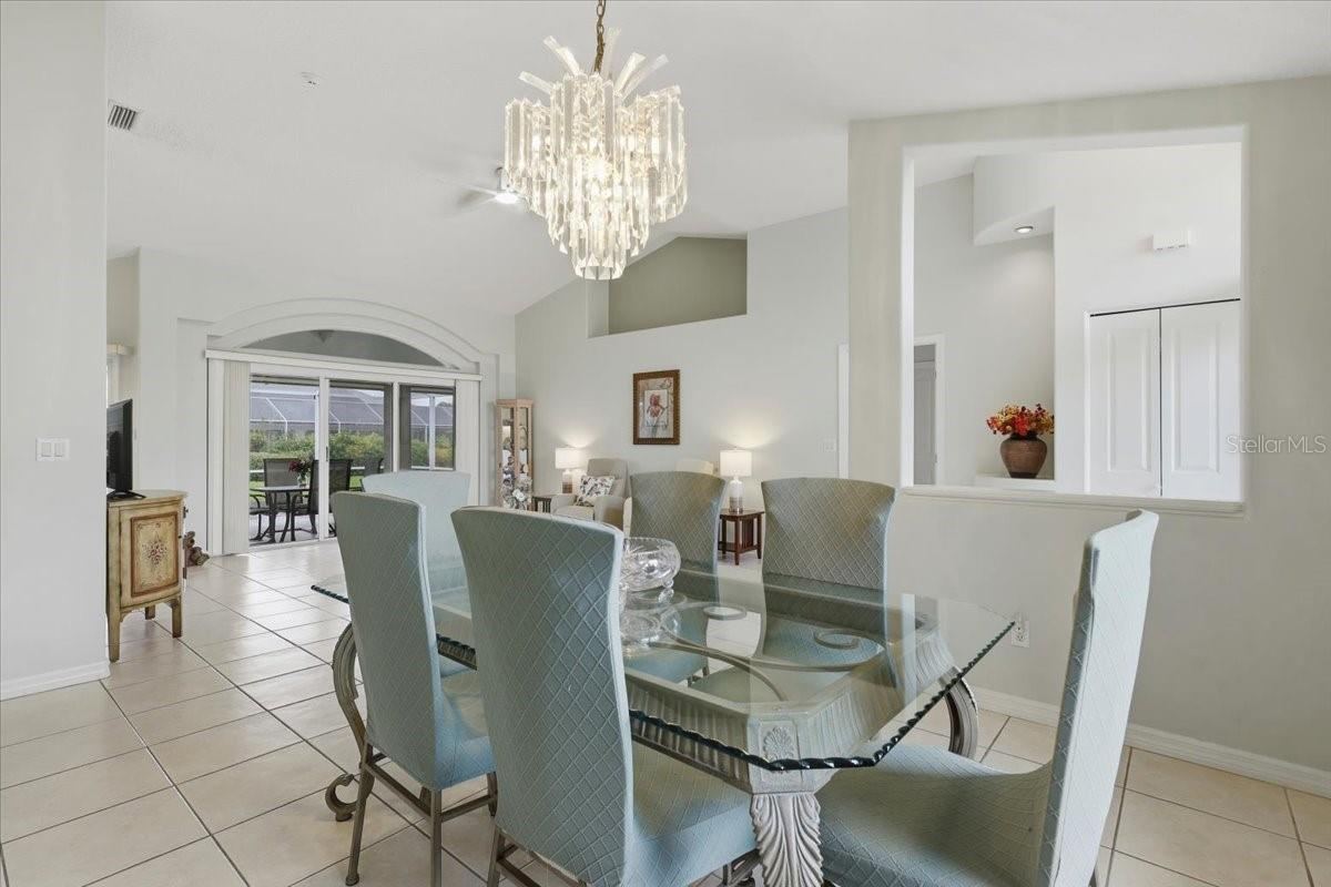 Photo 5 of 65 Woodbury Dr, Palm Coast, FL 32164