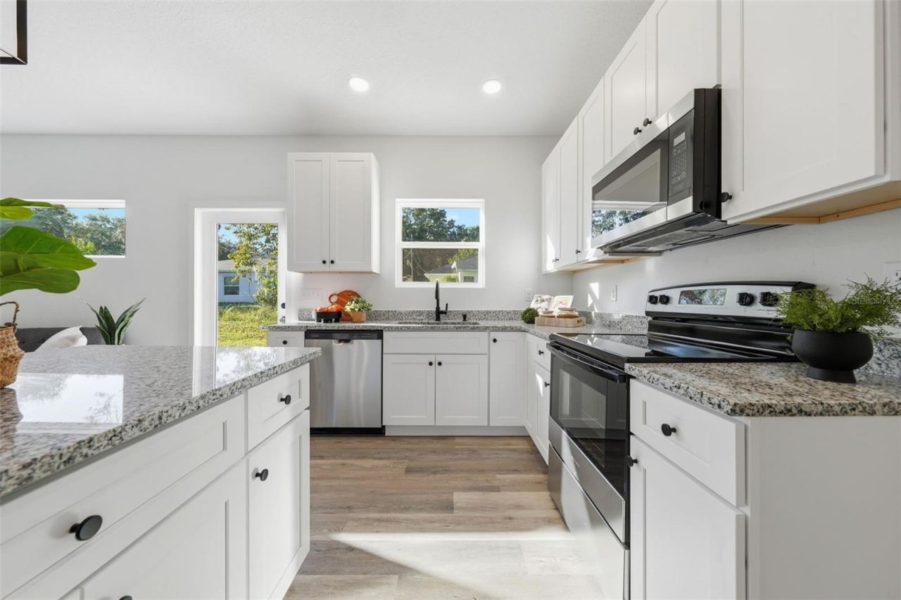 Photo 4 of 1458 3rd St, Orange City, FL 32763