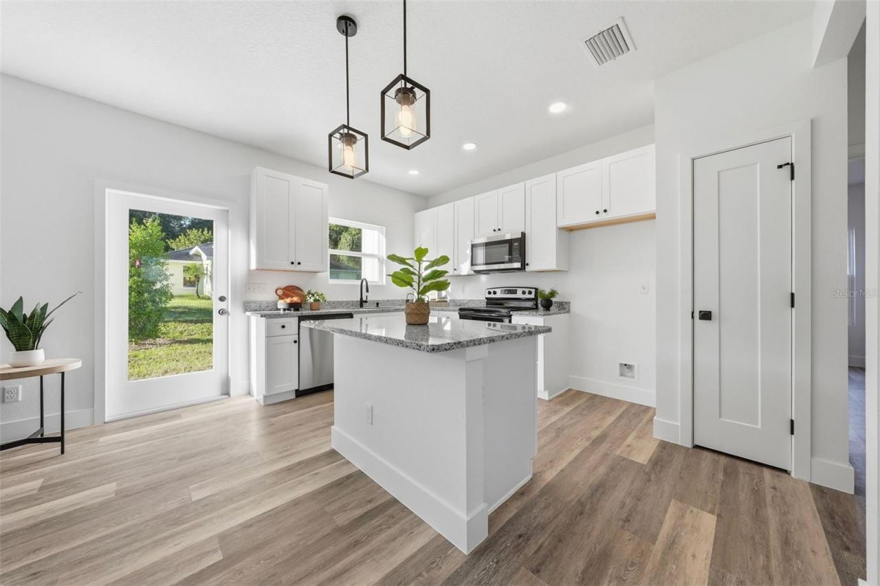 Photo 5 of 1458 3rd St, Orange City, FL 32763