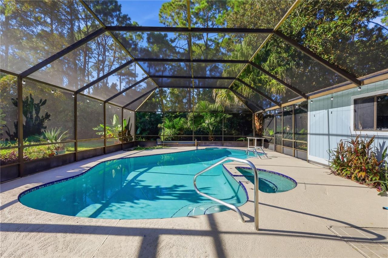 Photo 3 of 92 Foster Ln, Palm Coast, FL 32137