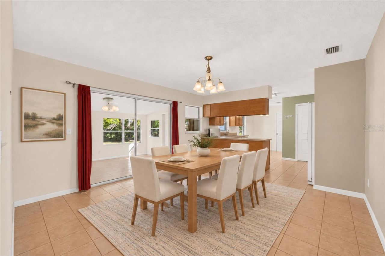 Photo 3 of 22532 Se 59th Pl, Hawthorne, FL 32640
