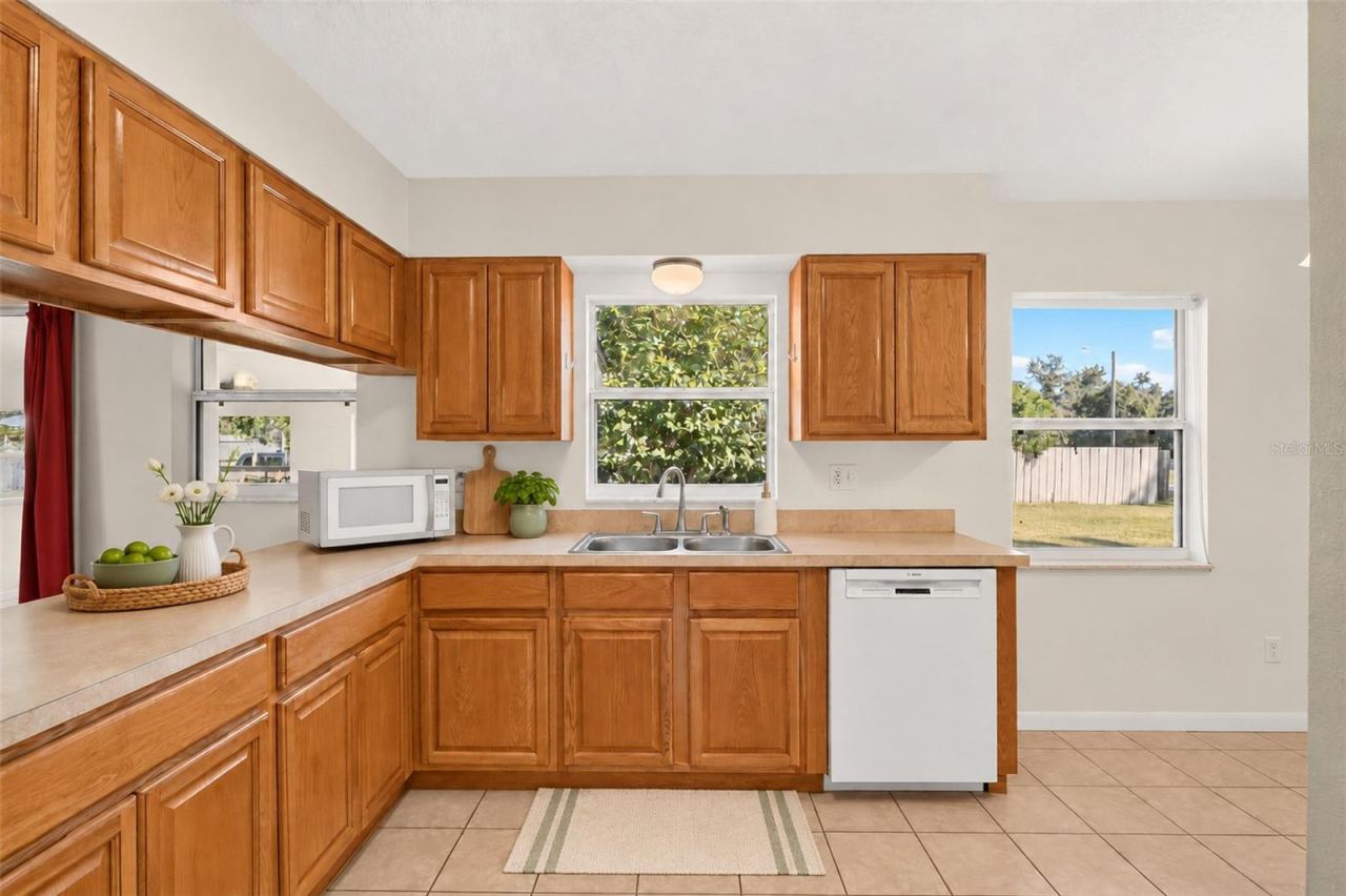 Photo 5 of 22532 Se 59th Pl, Hawthorne, FL 32640