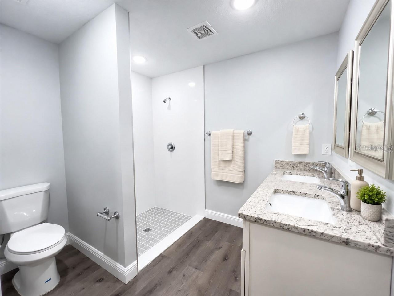 Photo 5 of 1630 11th Ave, Deland, FL 32724