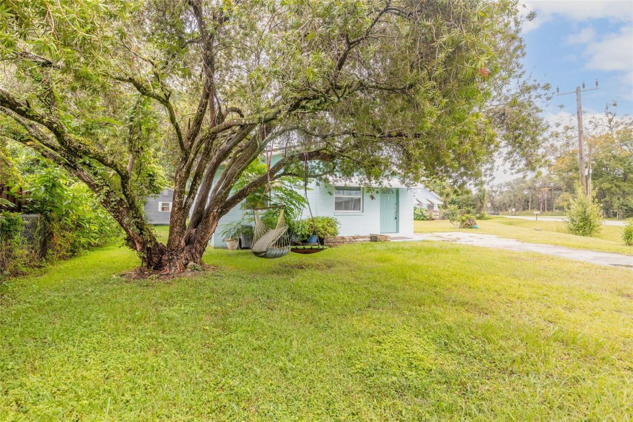 Photo 4 of 1865 Pioneer Trl, New Smyrna Beach, FL 32168