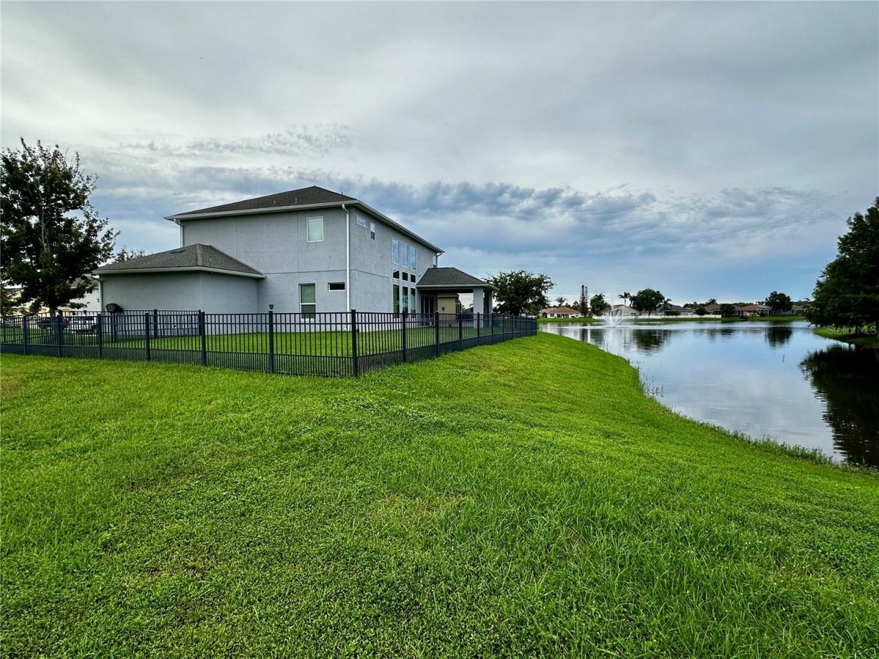 Photo 5 of 6851 Forkmead Ln, Port Orange, FL 32128