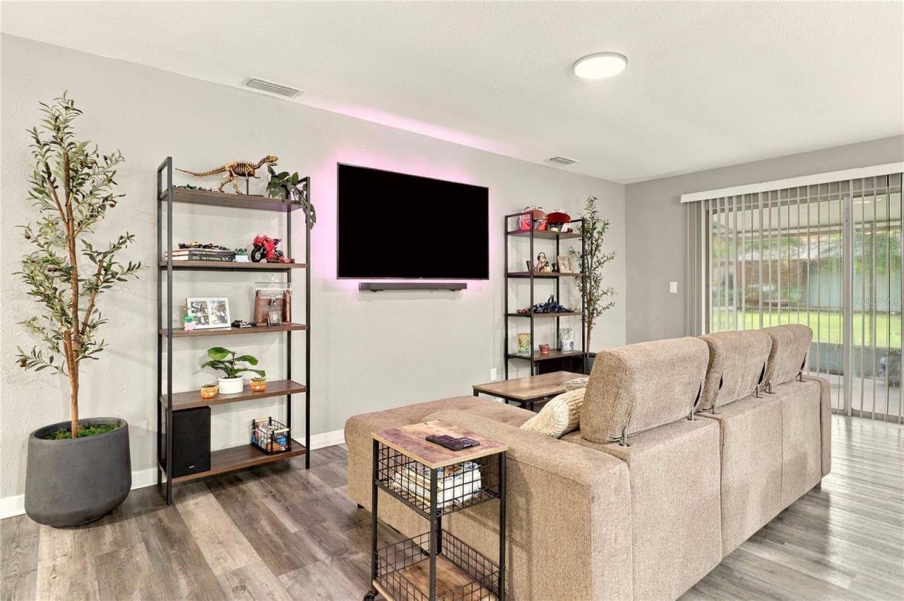 Photo 4 of 7 Carr Ln, Palm Coast, FL 32137