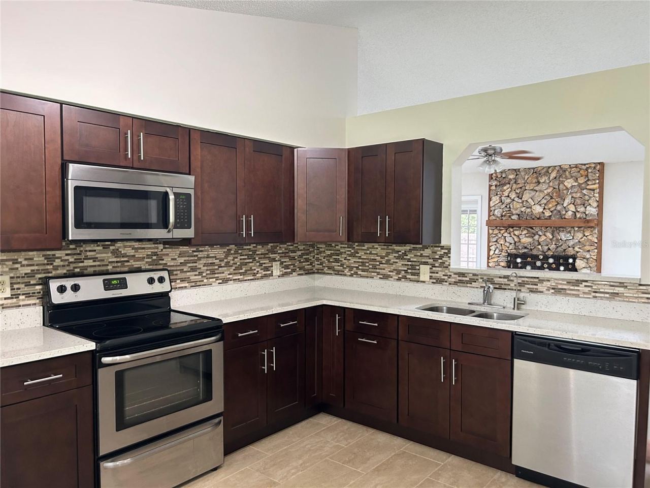 Photo 5 of 3159 Parma Dr, Deltona, FL 32738