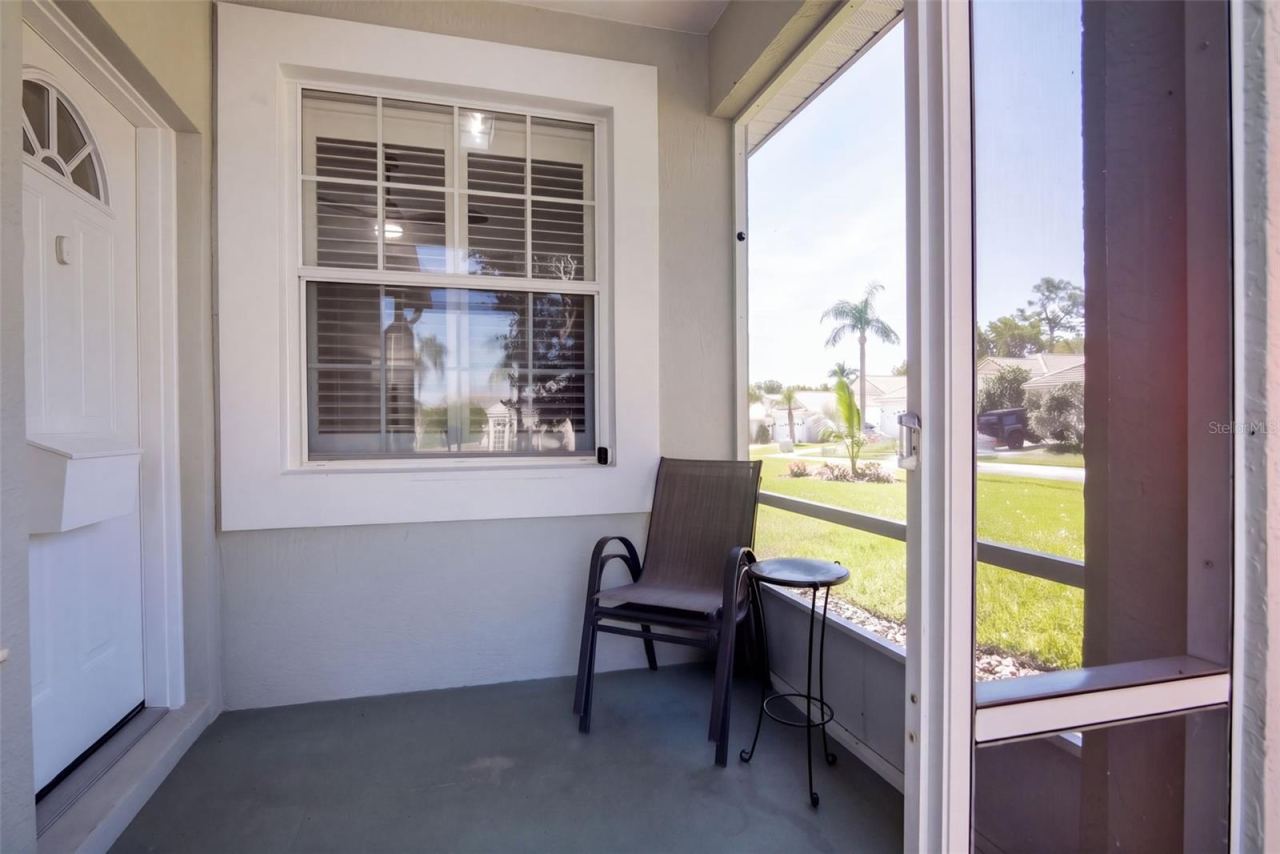 Photo 4 of 338 Foxhill Dr, Debary, FL 32713