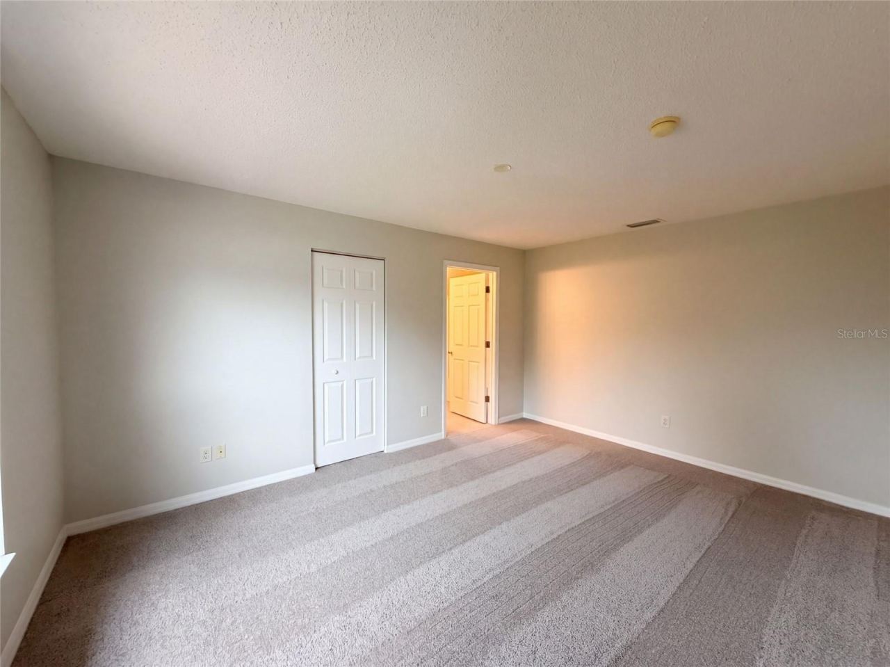 Photo 4 of 18 Rolland Ln, Palm Coast, FL 32164